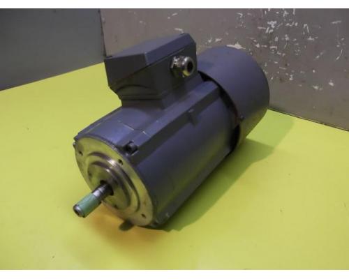 Elektromotor 0,48/0,3 kW 700/1400 U/min von Zürrer – TFVB9 95/4-8 - Bild 1