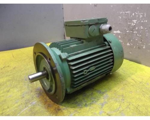 Elektromotor 0,55 kW 1360 U/min von SEW – DFT80K4TH - Bild 1