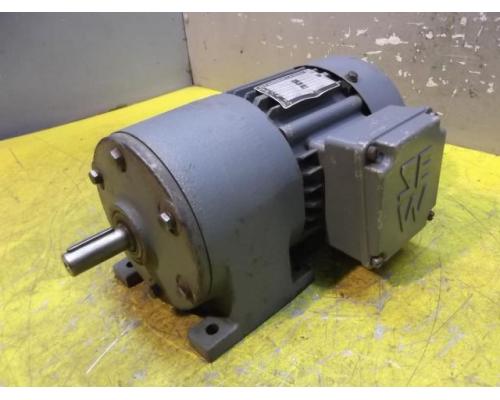 Getriebemotor 0,12 kW 132 U/min von SEW Eurodrive – R32ND71A2 R32WD71A2 - Bild 1