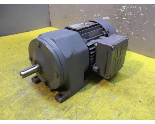 Getriebemotor 0,37 kW 222 U/min von SEW Eurodrive – R302DT71D4 - Bild 1