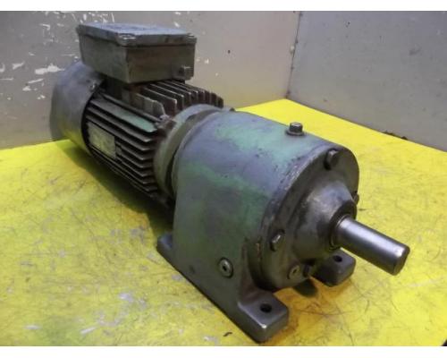 Getriebemotor 0,55 kW 100 U/min von SEW Eurodrive – R40DT80K4B - Bild 2