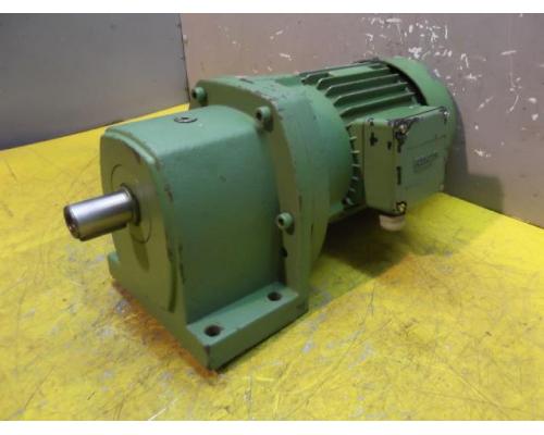 Getriebemotor 0,1/0,45 kW 15/60 U/min von Flender – Z112-G80M/3/2 - Bild 1