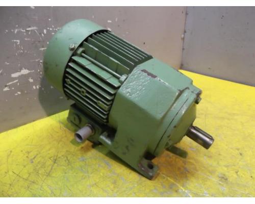 Getriebemotor 0,55 kW 177 U/min von SEW Eurodrive – R32DT71D2 - Bild 2