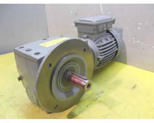 Getriebemotor 0,37/0,55 kW 11,2/22,6 U/min von Nord – SK12063F-80L-8/4-TW - Bild 1