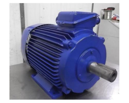 Elektromotor 13/19 kW 730/1460 U/min von VEM – KMR180M8-4 - Bild 2