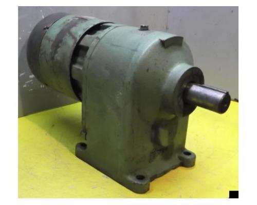 Getriebemotor 0,4 kW 19 U/min von VEM – ZDA338 - Bild 2