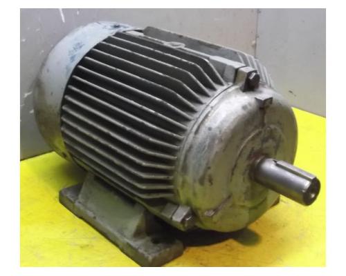 Elektromotor 4 kW 960 U/min von E P – ASI132M38-8 - Bild 2