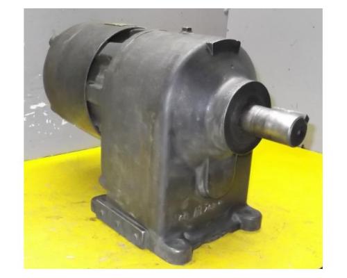 Getriebemotor 0,8 kW 83 U/min von VEM – ZDH324/S - Bild 2