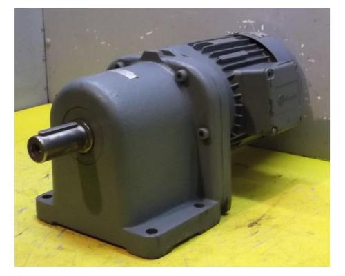 Getriebemotor 0,2/0,3 kW 15/31 U/min von Bauknecht – Z2-GRF0,55/84-7 - Bild 1