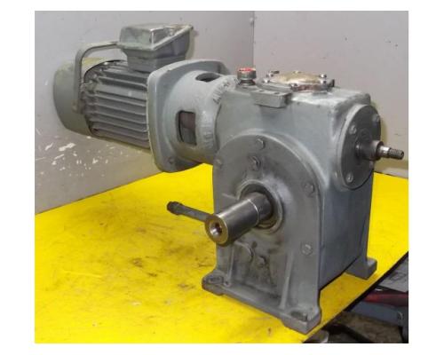 Getriebemotor 0,75 kW 40 U/min von VEB – BMRZB71G4MBRB - Bild 1