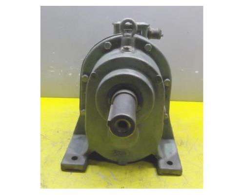 Getriebemotor 0,8 kW 40 U/min von VEM – Z3KR90,1/4/S - Bild 3