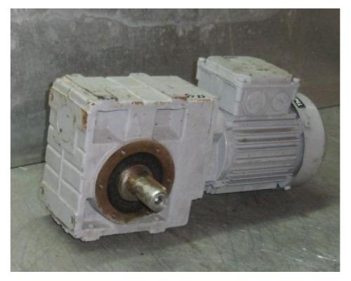 Getriebemotor 0,18 kW 6,8 U/min von LENZE – BG20Z-11 - Bild 1