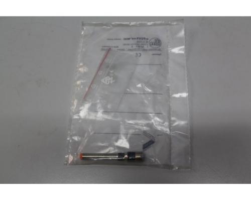 Induktiver Sensor von IFM – IEA2002-FROG/US-100-IRF - Bild 1