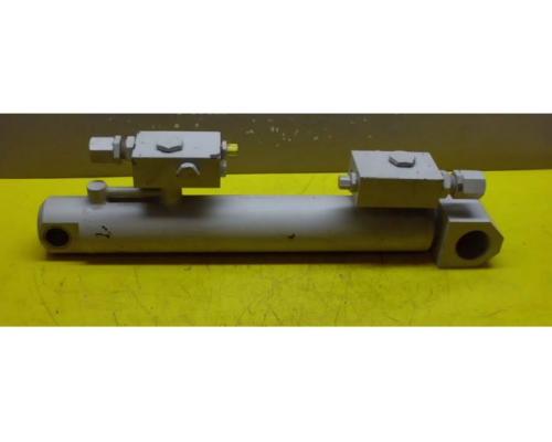 Hydraulikzylinder von GSL German Standard Lift – D063032LL30340 - Bild 3