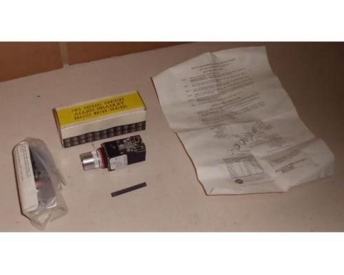 Schalter von Allen Bradley – 800MR PA16 - Bild 1