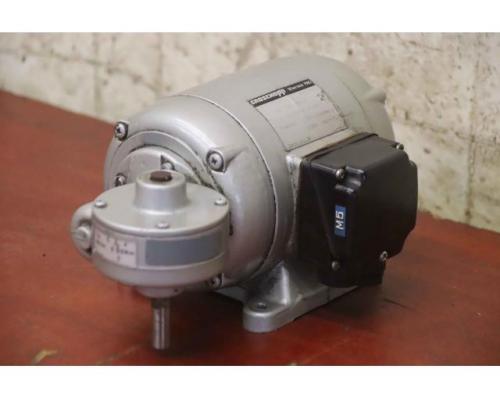 Getriebemotor 0,12 kW 400 U/min von Groschopp – E 2 a   WK 0341501  DM 90-60 - Bild 1