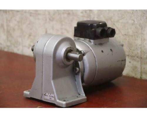 Getriebemotor 0,12 kW 50 U/min von Groschopp – E 4   WK 0341501  DM 90-60 - Bild 1