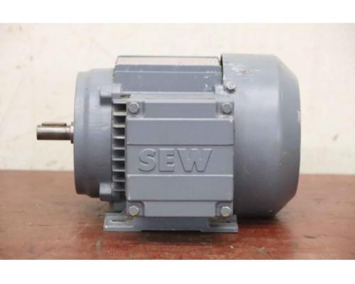 Elektromotor 0,37 kW 1380 U/min von SEW-Eurodrive – DT71D4 - Bild 4