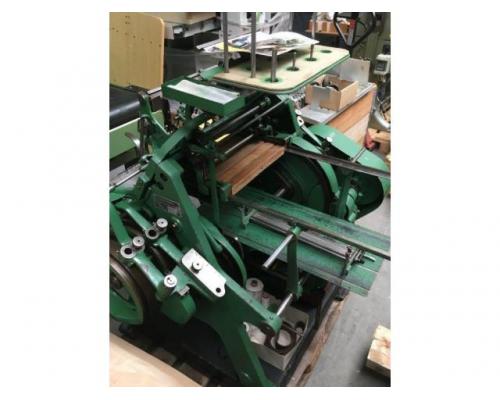 Brehmer 39 3/4-2 halbautomatische Buchblock-Fadenheftmaschine - Bild 13