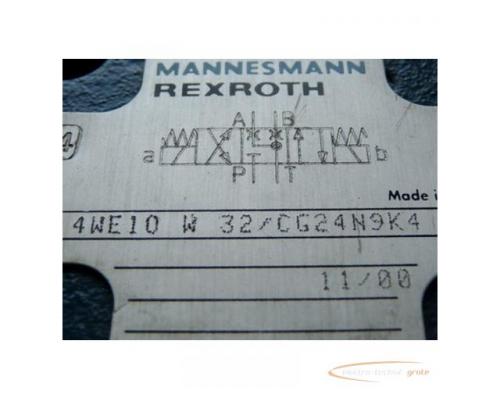 MANNESMANN REXROTH 4WE10 / 4WE10W32/CG24N9K4 Regelventil 24VDC - Bild 2