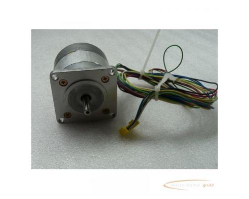 Oriental Motor PH266L-31B-C5 2 Phasen VEXTA Schrittmotor DC 6V 1 , 2 A - Bild 3