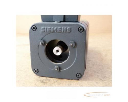 Siemens 1FT5062-0AG01-2-Z 3~ Permanent-Magnet-Motor - ungebraucht! - - Bild 3