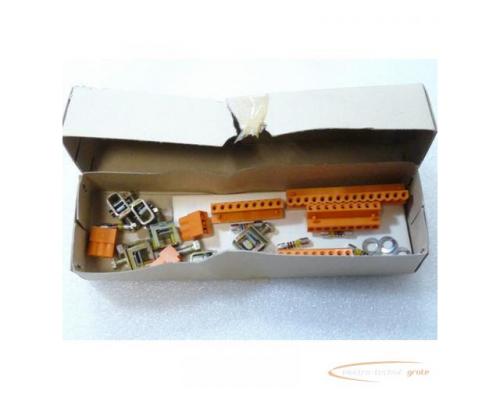 Siemens 447 700 7025.01 Mounting Kit Gerätezubehör - ungebraucht - in geöffneter OVP - Bild 2