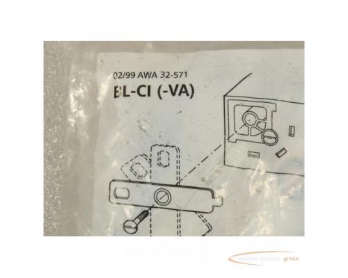 Klöckner Moeller BL-CI Wandbefestigungslasche Set bestehend aus 4 Laschen + 4 Schrauben - ungebrauch - Bild 2