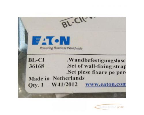 EATON 36168 Wandbefestigungslasche Set BL-CI VPE = je 4 Stck Laschen und Schrauben - ungebraucht - i - Bild 2