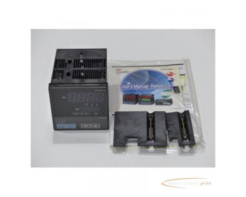 Yokogawa UT351-01 Digital Indicating Controller SN:T1DB04659 > ungebraucht! - Bild 1