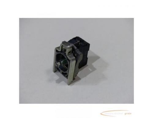 Schneider Electric ZB4 BW0B51 Hilfsschalterblock, Ø 22, gelb Integral LED 1S , VPE = 2 Stück > un - Bild 2