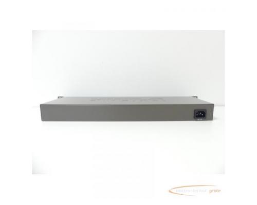 D-Link Mode: DES-1026G Gigabit Switch SN: F38L29A000006 - Bild 5