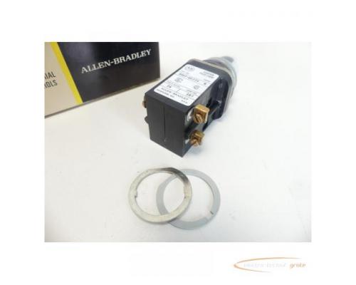 Allen Bradley CAT 800T-QC224 24V Pilot Light > ungebraucht! - Bild 3