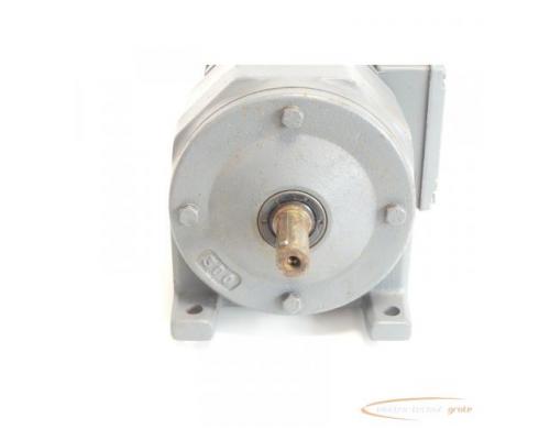 SEW-Eurodrive R302D63L4B03/HR Getriebemotor SN:010235887.4.03.02015 - Bild 3