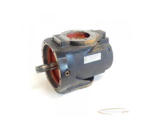 ABB Robotics / Siemens 1FT3070-5AZ21-9 - Z N Servomotor SN:FO10015460005 - Bild 1