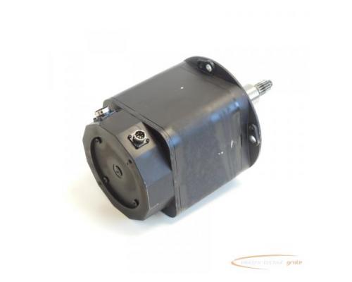 ABB Robotics / Siemens 1FT3101-5AZ21-9 - Z Servomotor SN:FO10015398008 - Bild 2