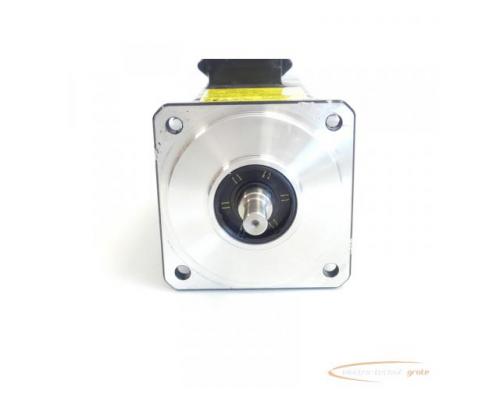 Fanuc A06B-0213-B400 AC Servo Motor SN:C129F1342 - ungebraucht! - - Bild 3