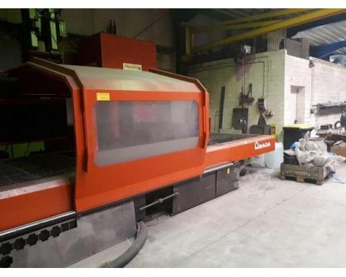 Amada LC3015D CNC Laserschneidanlage mit 4 gesteuerten Achsen - Bild 3