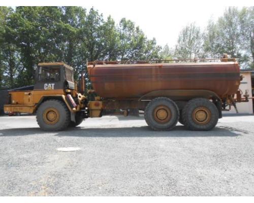 CAT D300 / Wasserfass Magnum 26500 - Bild 1