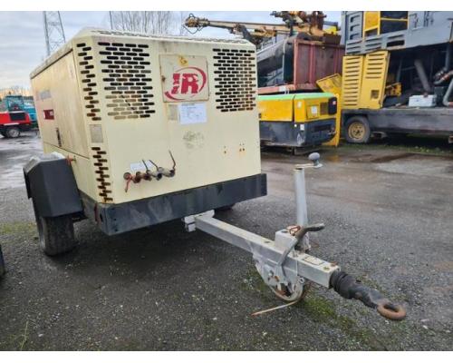 INGERSOLL RAND P 10 / 105 Mobiler Kompressor - Bild 1