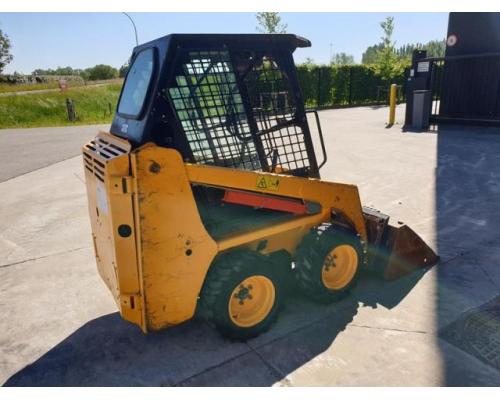 BOBCAT  S 70 Lader - Bild 2