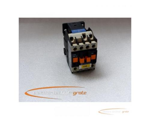 Telemecanique CA2 DN31 Hilfsschütz Spulenspannung 110V 50/60 Hz - Bild 1
