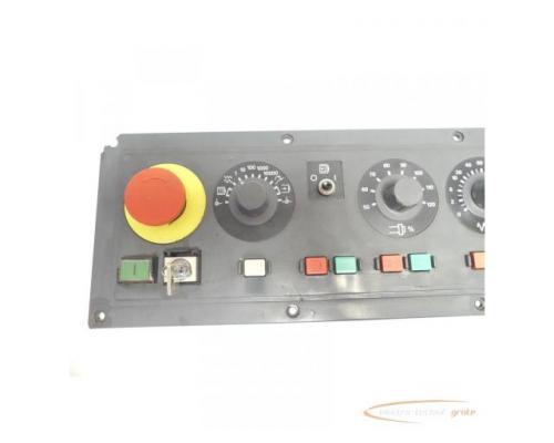 Siemens 6FC3568-3ET20 SN: T205B049-49 Maschinenbedientafel - Bild 2