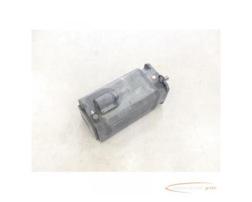 Siemens 1FT6105-8AC71-4AB1 Synchron-Servomotor SN:YFPN17962402001 - Bild 2