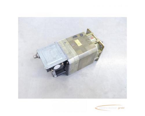 Siemens 1PH7131-2NF02-0CA0 Kompakt-Asynchronmotor SN:YFN114476403004 - Bild 2