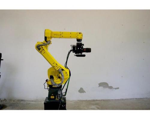 Roboter Fanuc AM100IC - Bild 1
