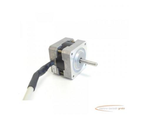 Nanotec 4H4018S1801 Schrittmotor mit 640 mm Zuleitung SN:9524 - Bild 2