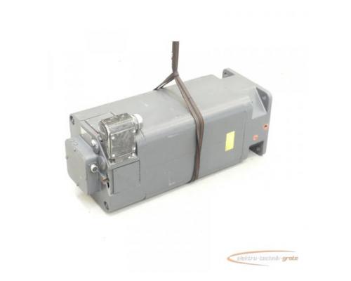 Siemens 1HU3136-0AF01 - Z Gleichstrom - Servomotor SN:E0U87284707001 - Bild 2